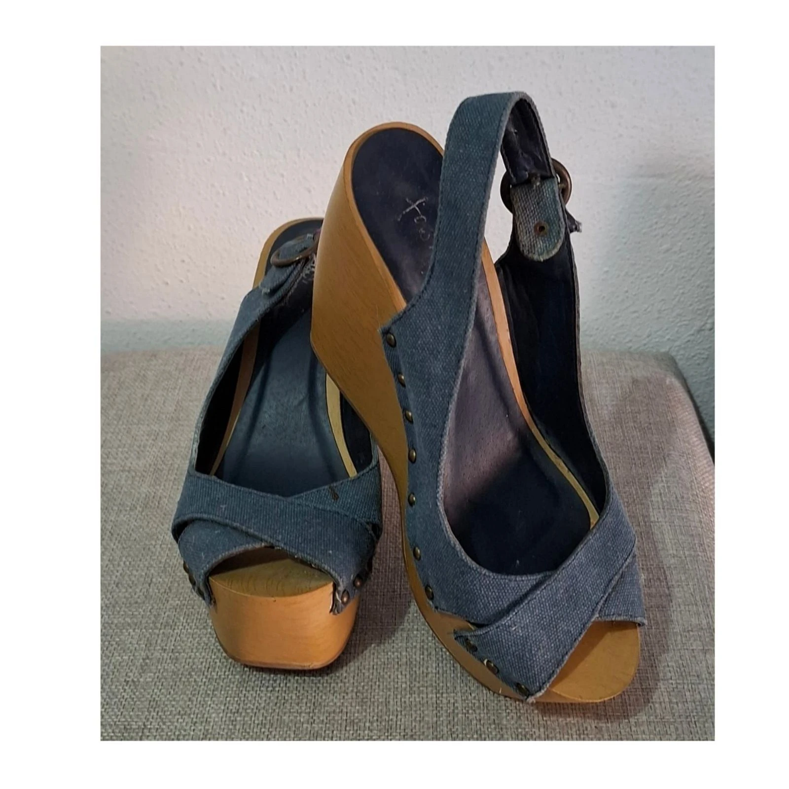Zuecos vaqueros Marypaz con cuña efecto madera
